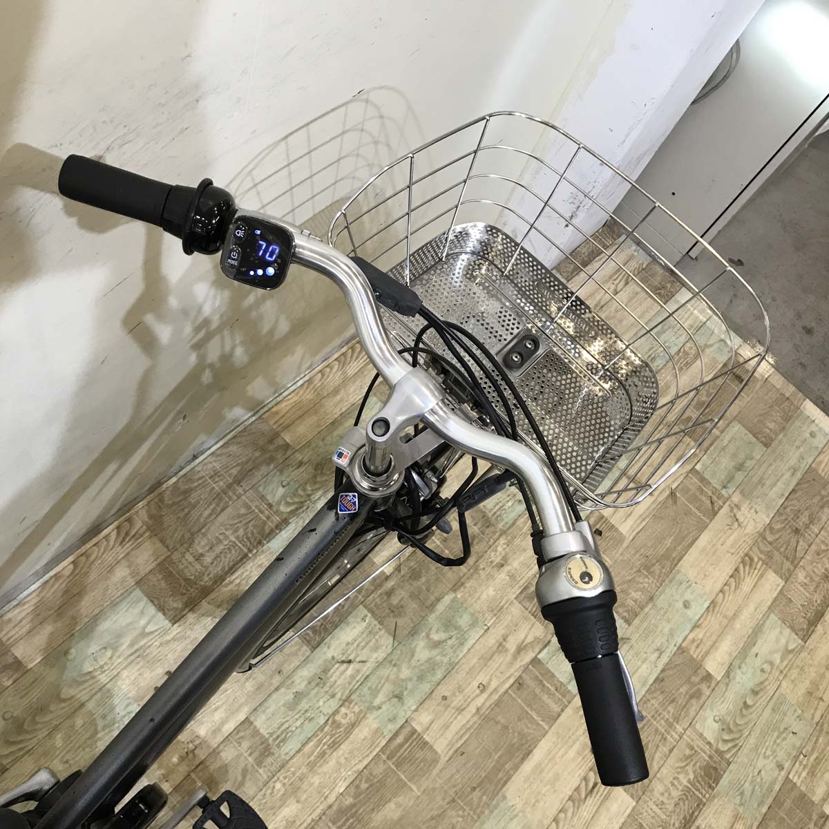 ブリヂストン アルベルト e シルバー 27インチ KX090  【中古車】