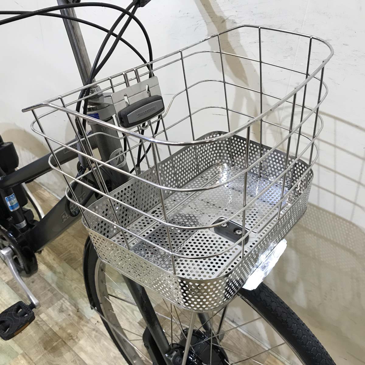 ブリヂストン アルベルト e シルバー 27インチ KX090  【中古車】