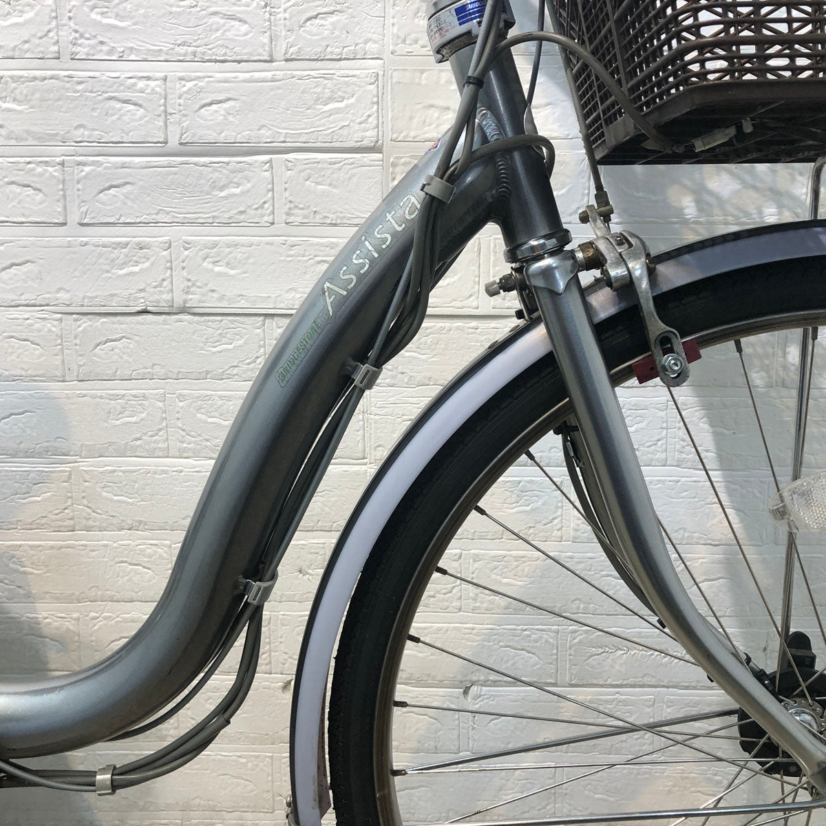 中古電動自転車 ブリヂストン アシスタ ロイヤル シルバー 26インチ YD081 