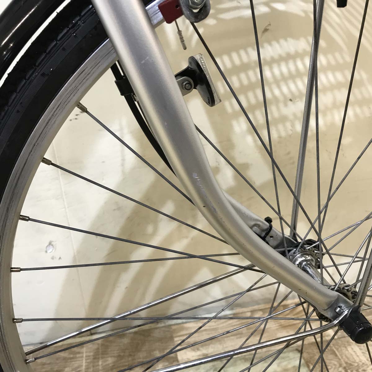 中古電動自転車  ヤマハ PAS ナチュラ M シルバー 26インチ KC042