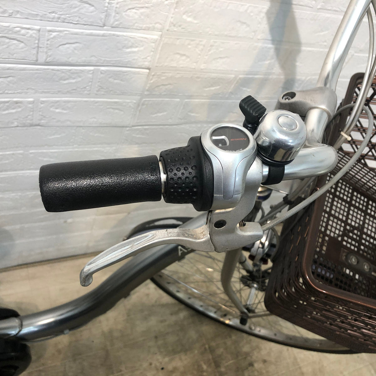 中古電動自転車 ブリヂストン アシスタ ロイヤル シルバー 26インチ YD081 