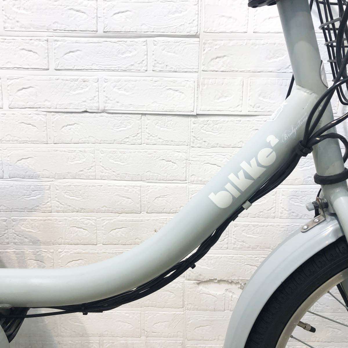 中古電動自転車 ブリヂストン ビッケ2e グレー 20インチ YJ010