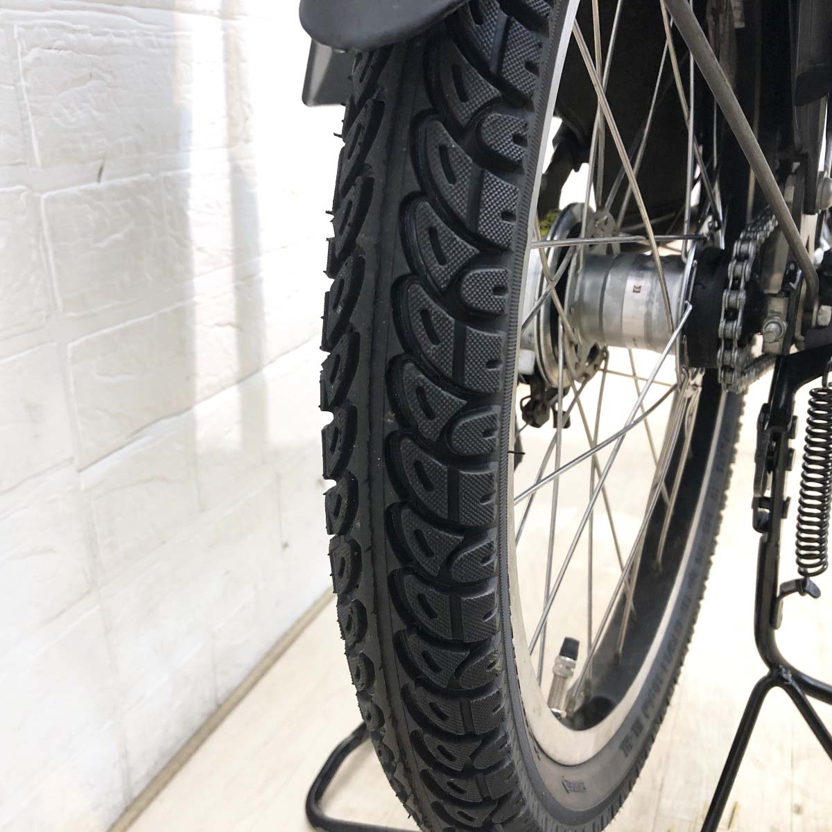 ブリヂストン ビッケ2e グレー 20インチ YJ012 【中古車】
