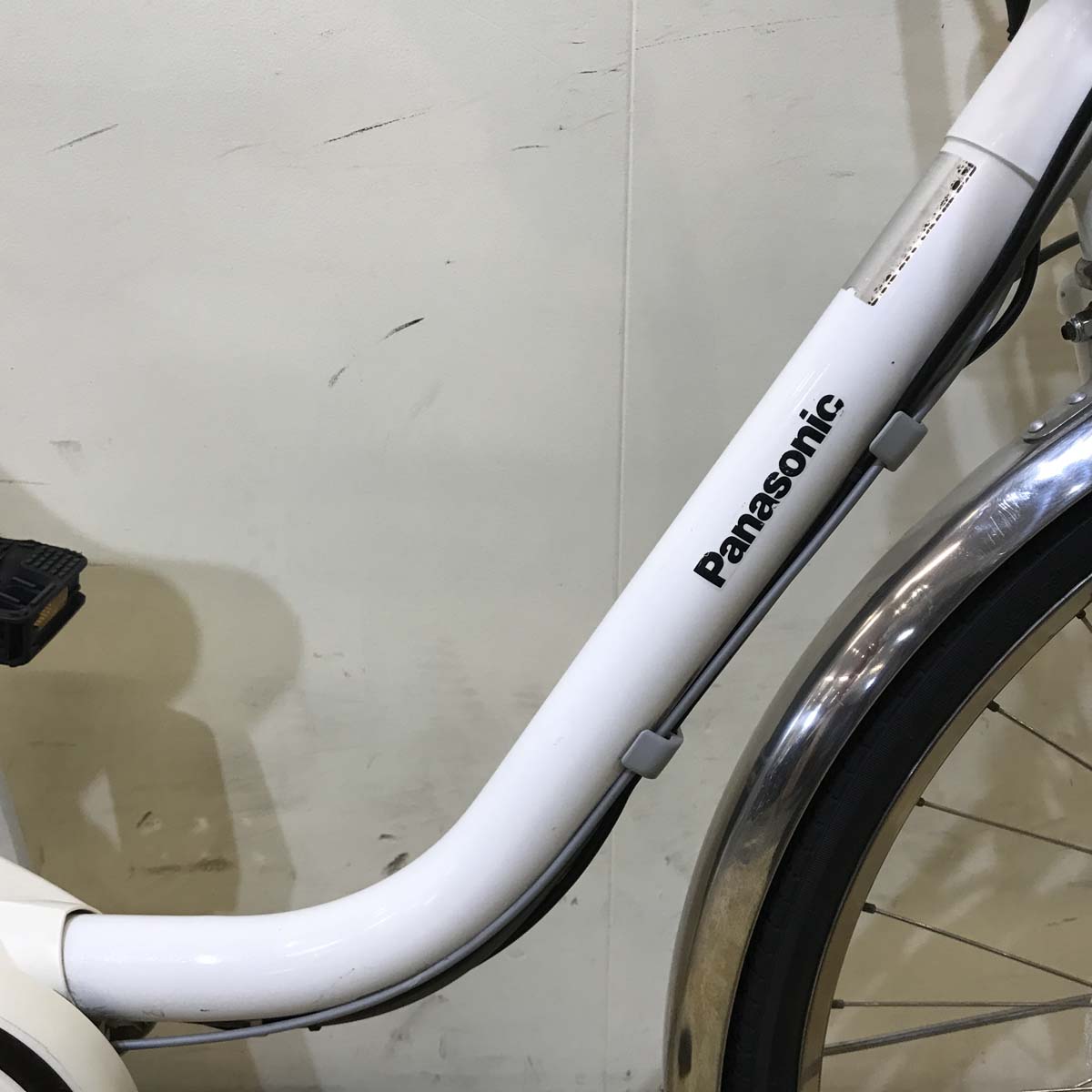 中古電動自転車  パナソニック ビビ DX ホワイト 26インチ KC047