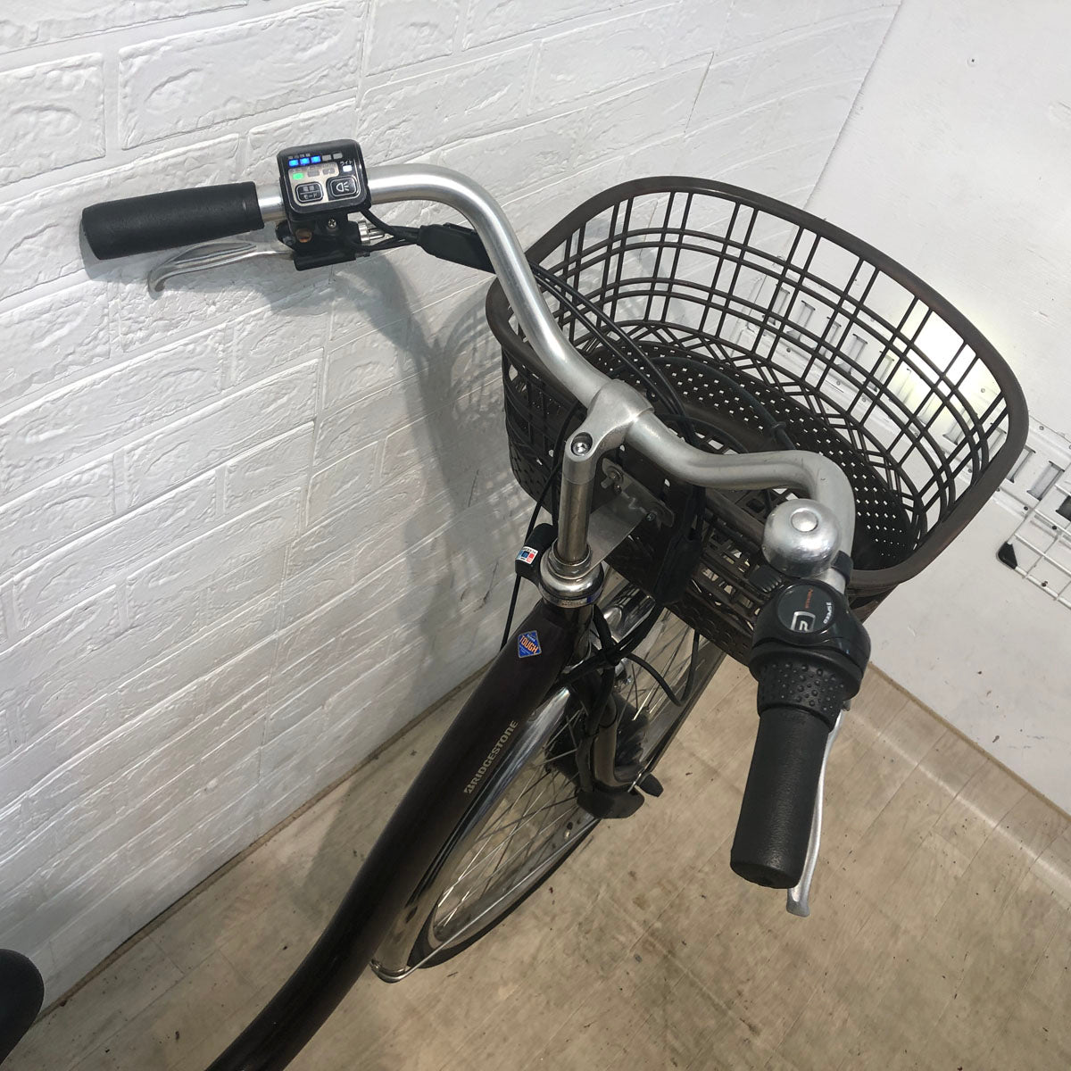 ブリヂストン フロンティア ブラウン 26インチ YW023 【中古車】