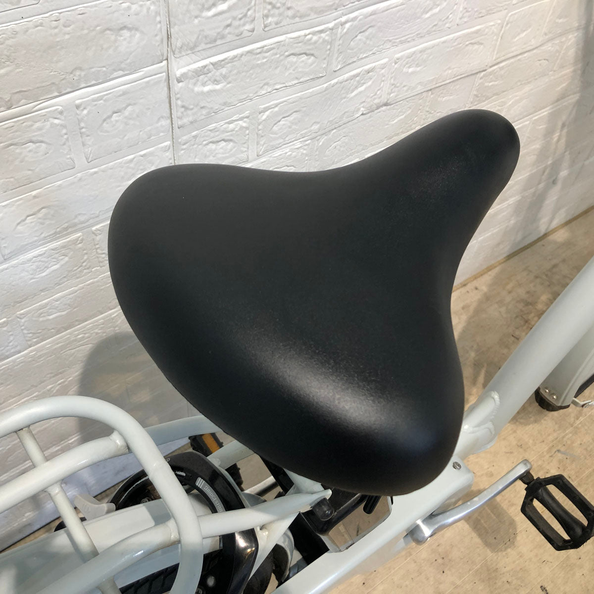 ブリヂストン フロンティア リラクシー グレー 26インチ YR019 【中古車】