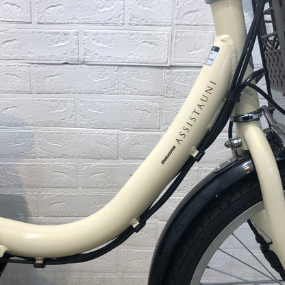 ブリヂストン アシスタ ユニ プレミア アイボリー 20インチ SR419Y 【中古車】