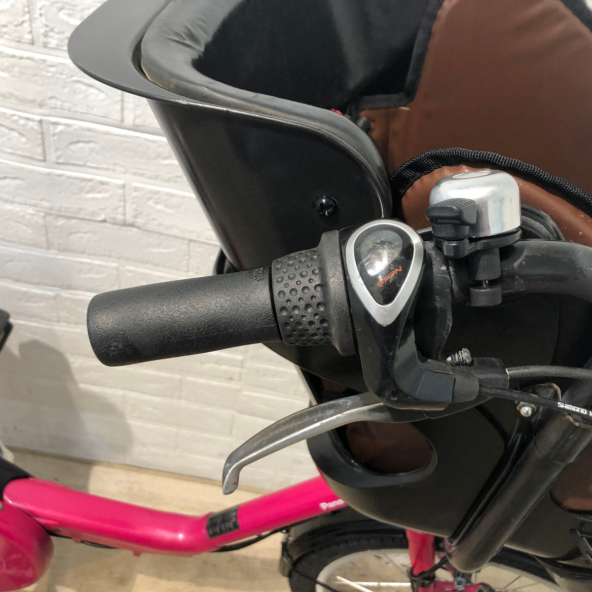 パナソニック ギュット ミニ DX ピンク 20インチ YR023【中古車】