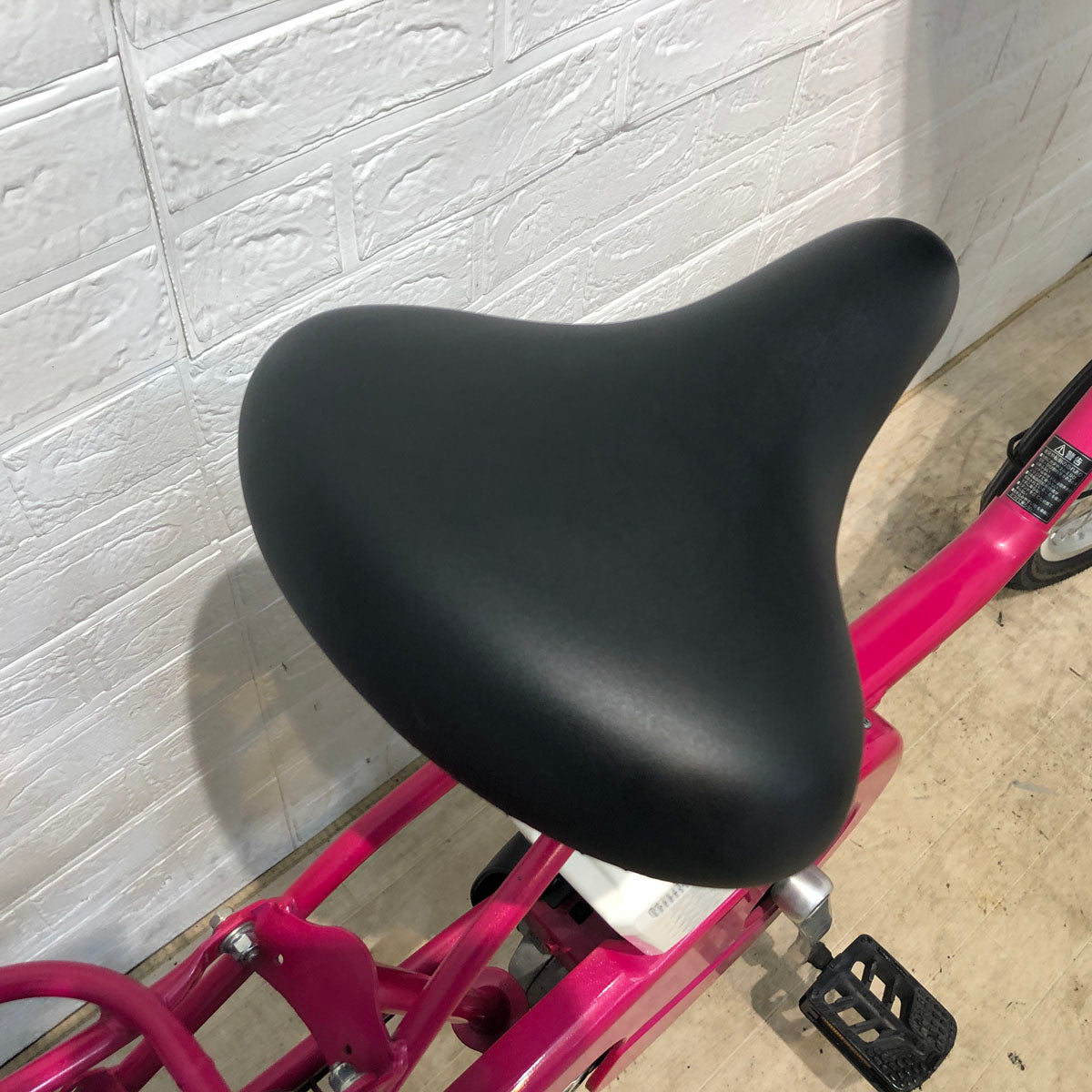 パナソニック ギュット ミニ DX ピンク 20インチ YR023【中古車】
