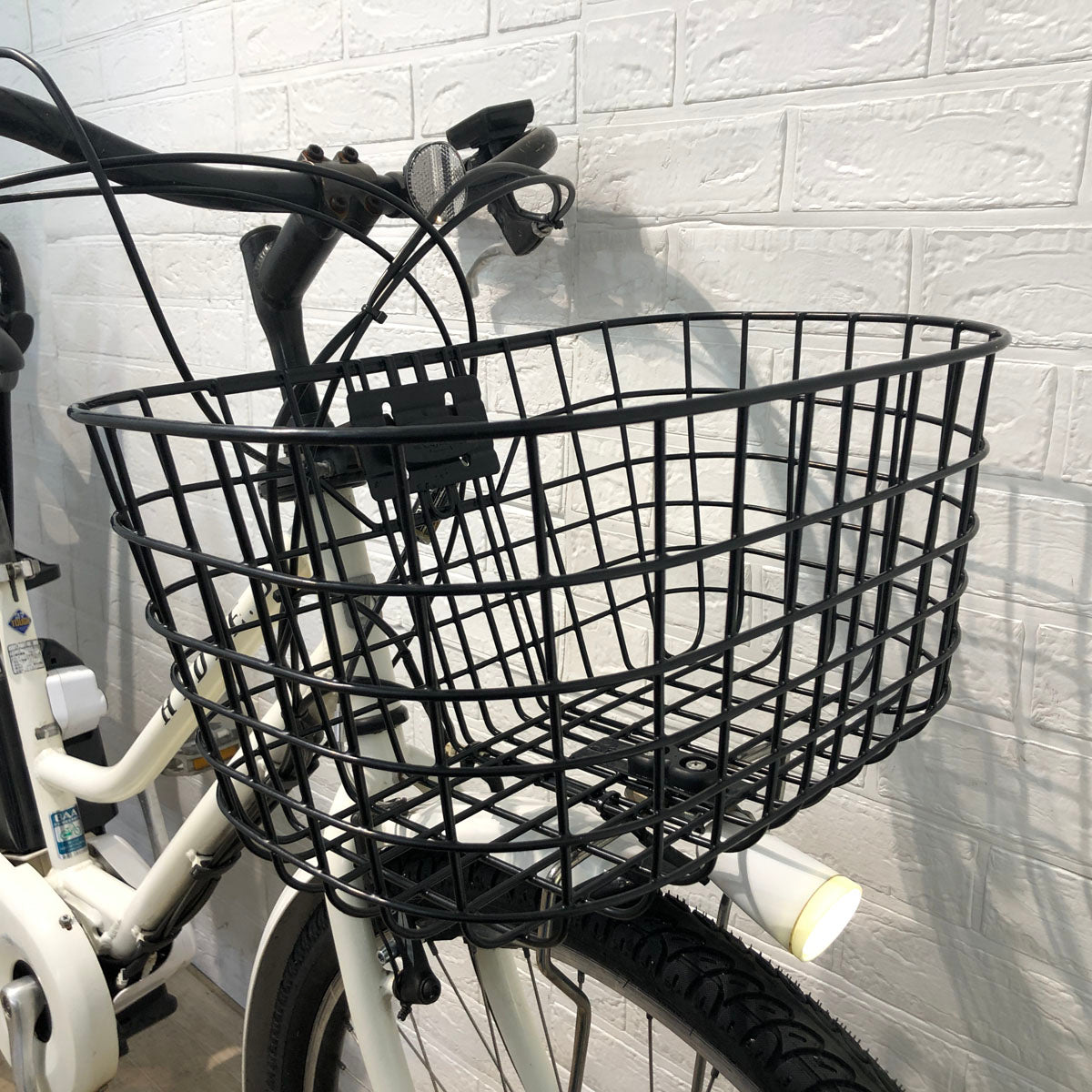 ブリヂストン HYDEE B ハイディ ビー ホワイト 26インチ YR027 【中古車】