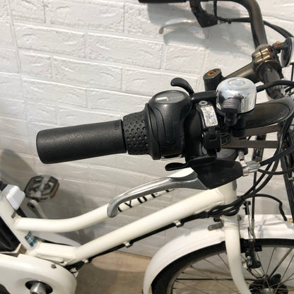 ブリヂストン HYDEE B ハイディ ビー ホワイト 26インチ YR027 【中古車】