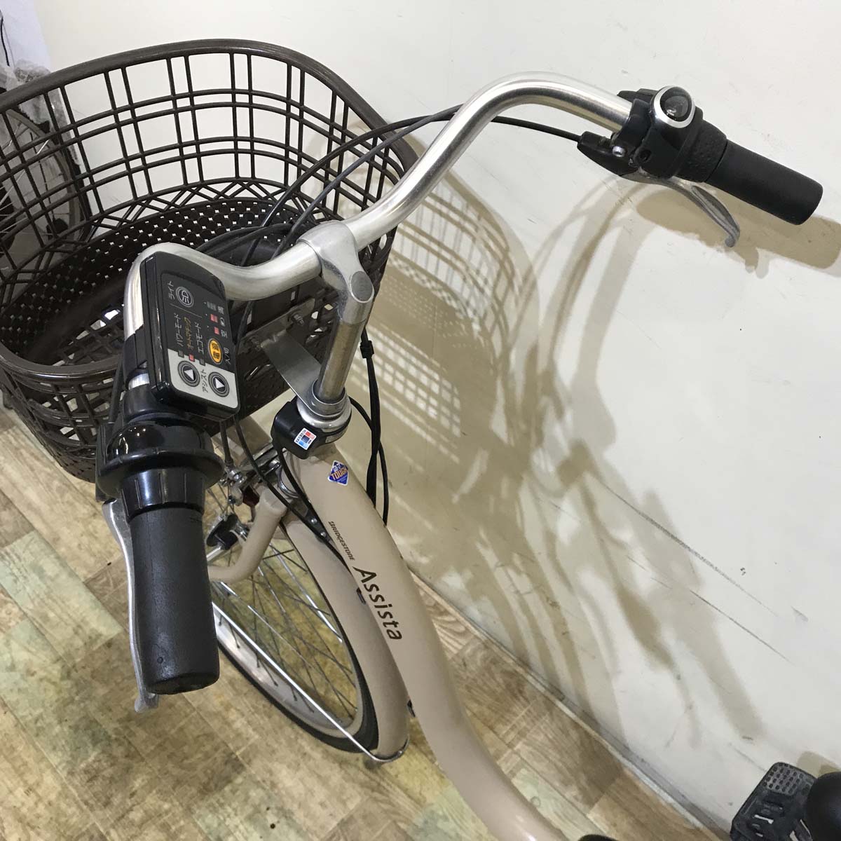 中古電動自転車  ブリヂストン アシスタ ベーシック ベージュ 26インチ KC056