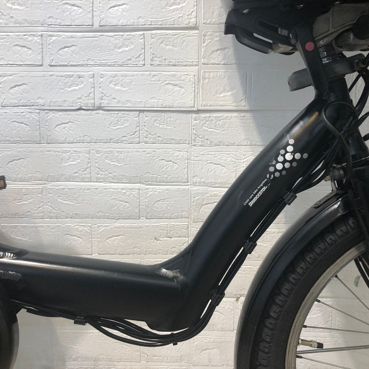 電動自転車 ブリヂストン アンジェリーノ プティット POSH アシスタ ブラック 20インチ YW036【中古車】