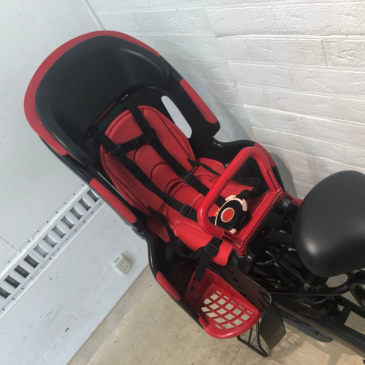 ブリヂストン アンジェリーノ プティット POSH アシスタ ブラック 20インチ YW036【中古車】