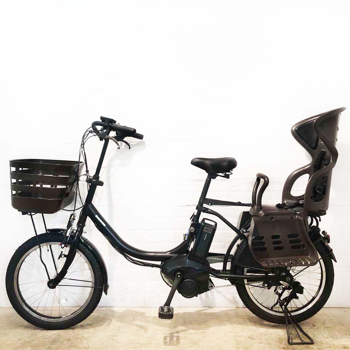 ブリヂストン アシスタ C STD ブラック 20インチ SR373Y【中古車】