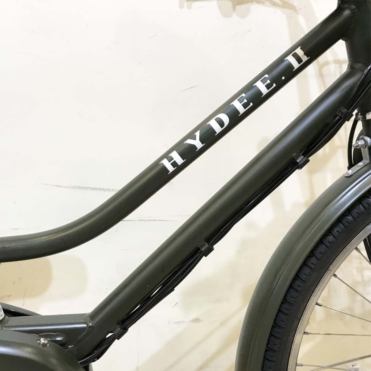 ブリヂストン ハイディ2 カーキ 26インチ KH051 【中古車】