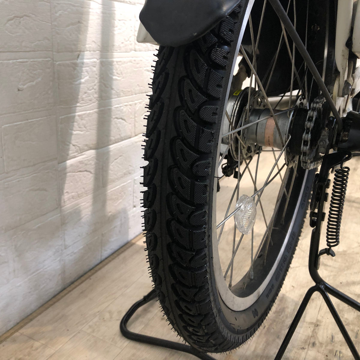 ブリヂストン bikke 2 e ビッケ ツー イー ホワイト 20インチ YD106 【中古車】