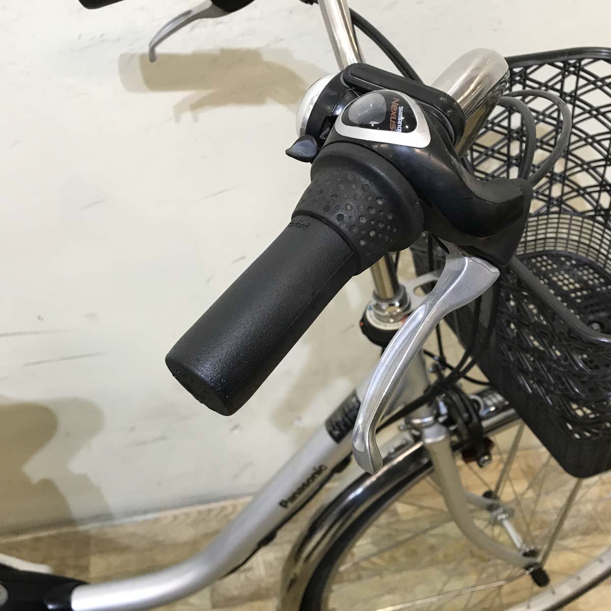 中古電動自転車  パナソニック ビビ SX シルバー 26インチ KC068