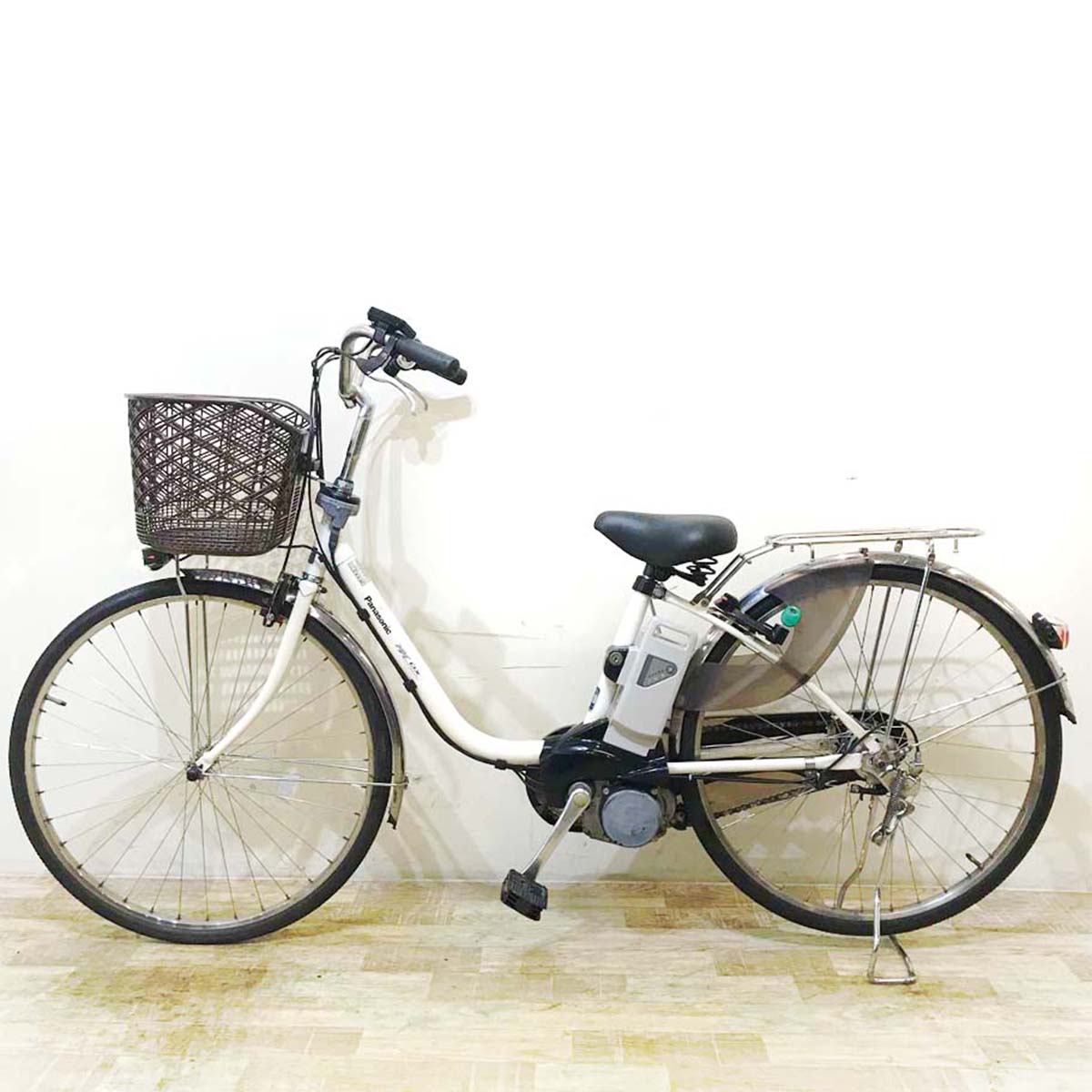 中古電動自転車  パナソニック ビビ DX ホワイト 26インチ KC076 