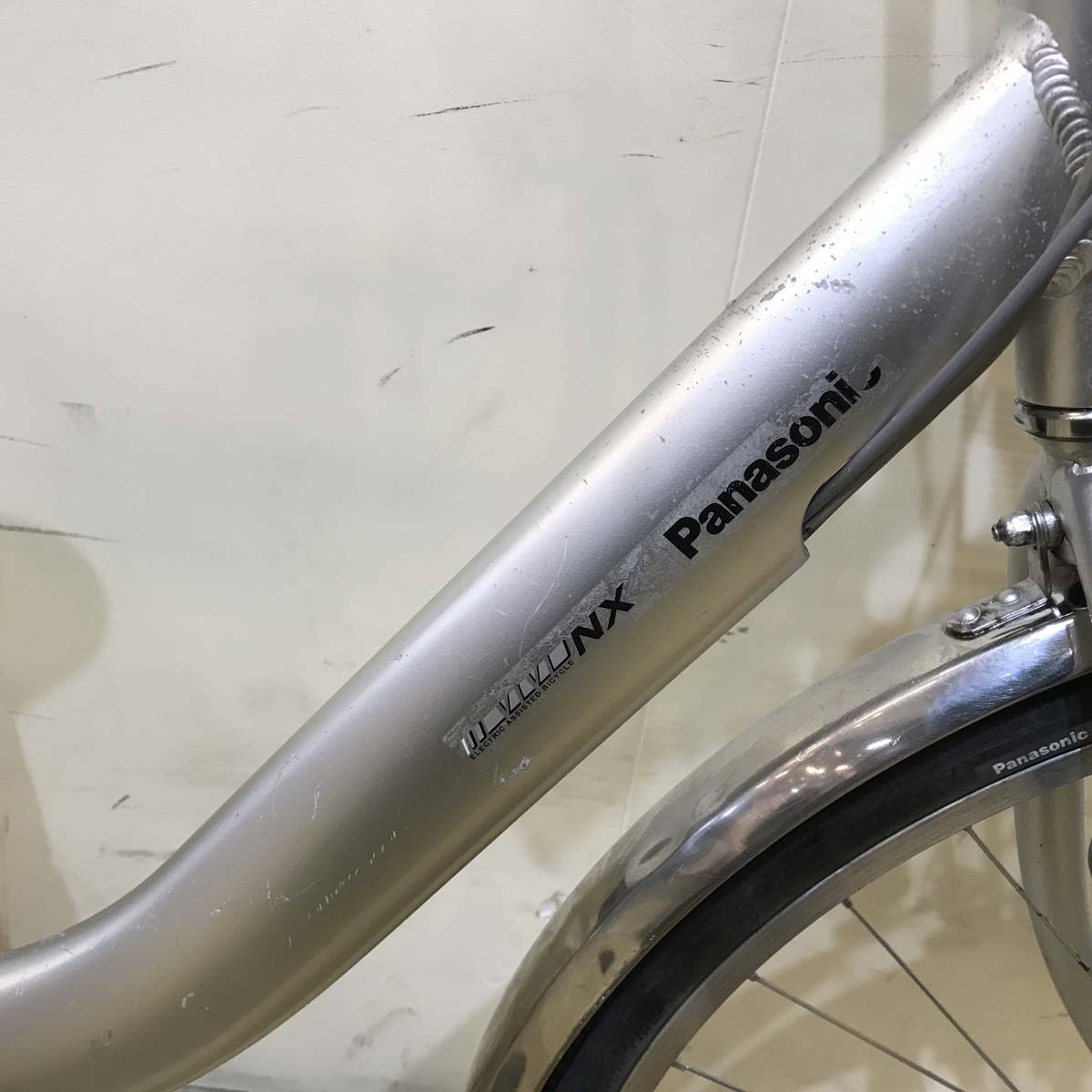 中古電動自転車 パナソニック ビビ NX シルバー 26インチ KC077 