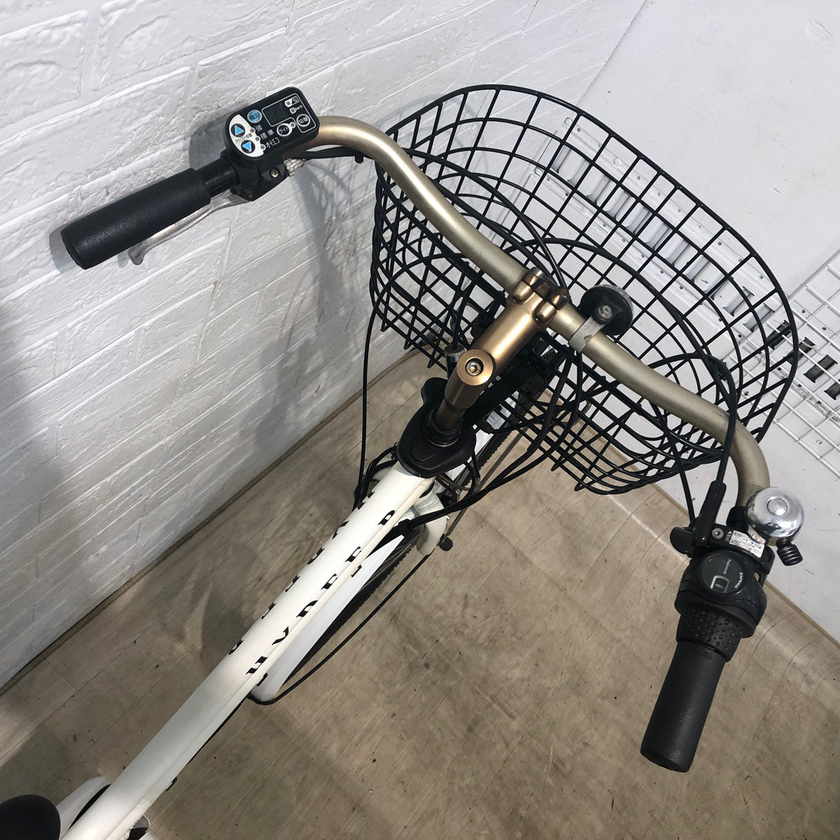 新品バッテリー ブリヂストン HYDEE B ハイディ ビー ホワイト 26インチ YW053 【中古車】