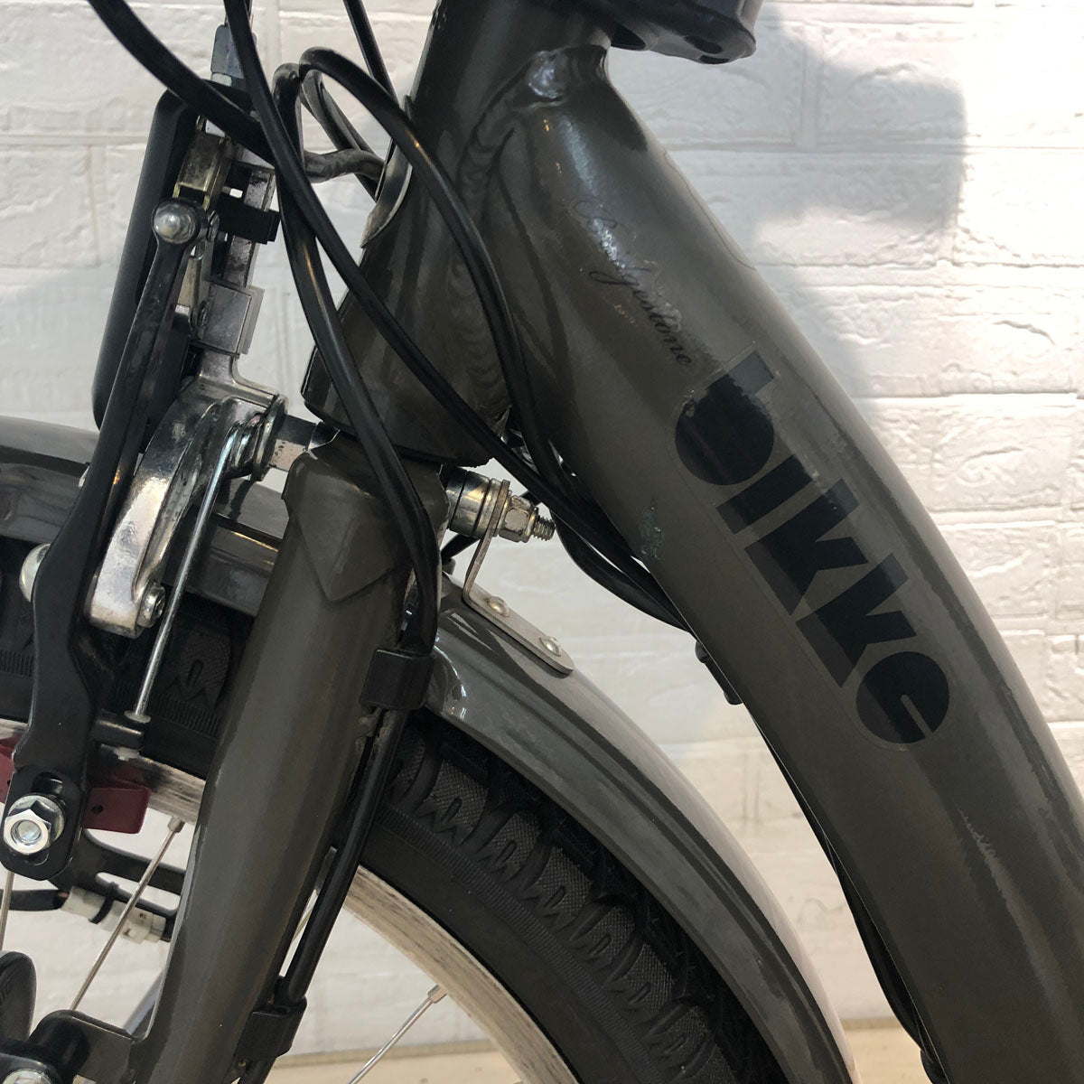 ブリヂストン bikke POLAR e ビッケ ポーラー イー グレー 20インチ YW055 【中古車】