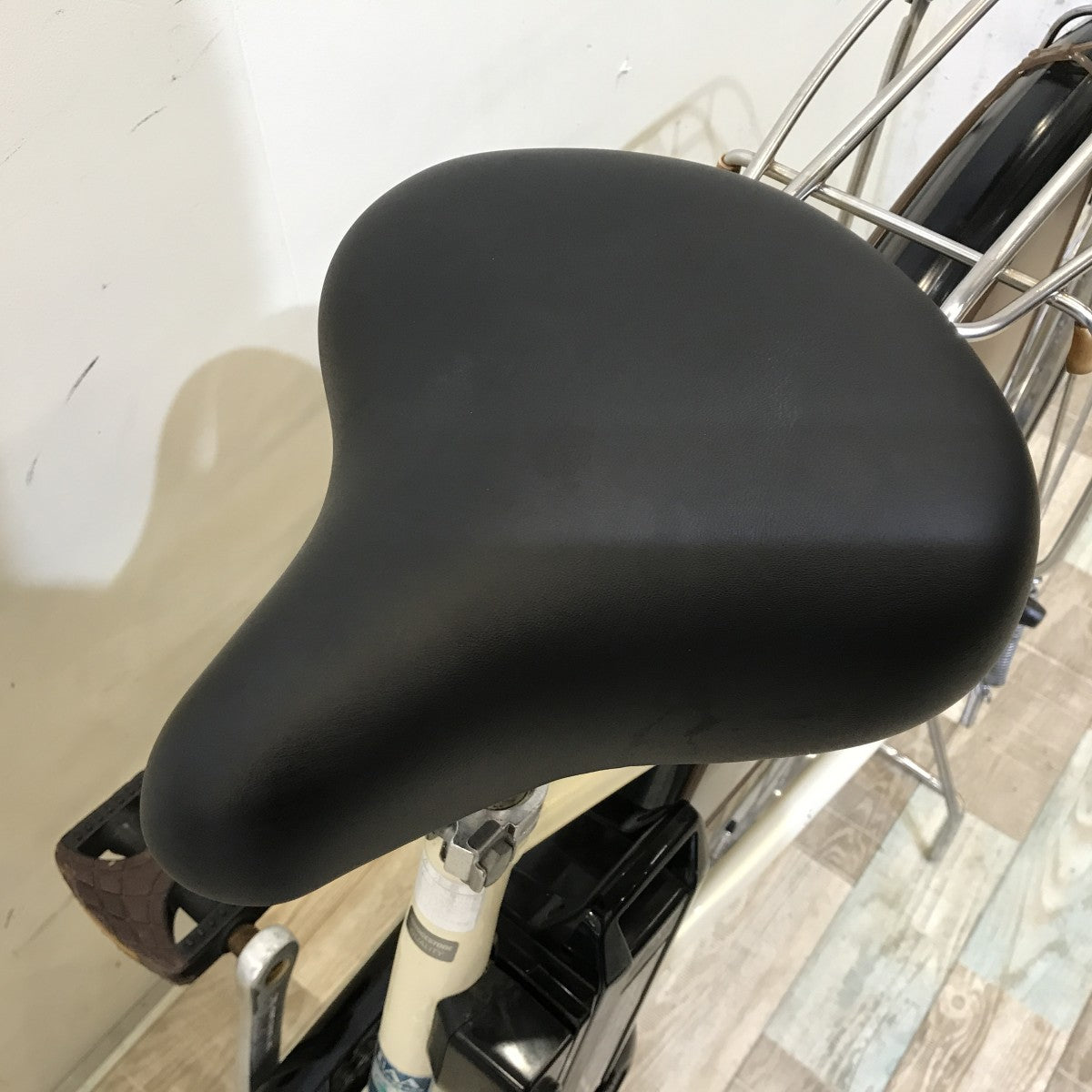 中古電動自転車 ブリヂストン アシスタ ホワイト 26インチ KH069