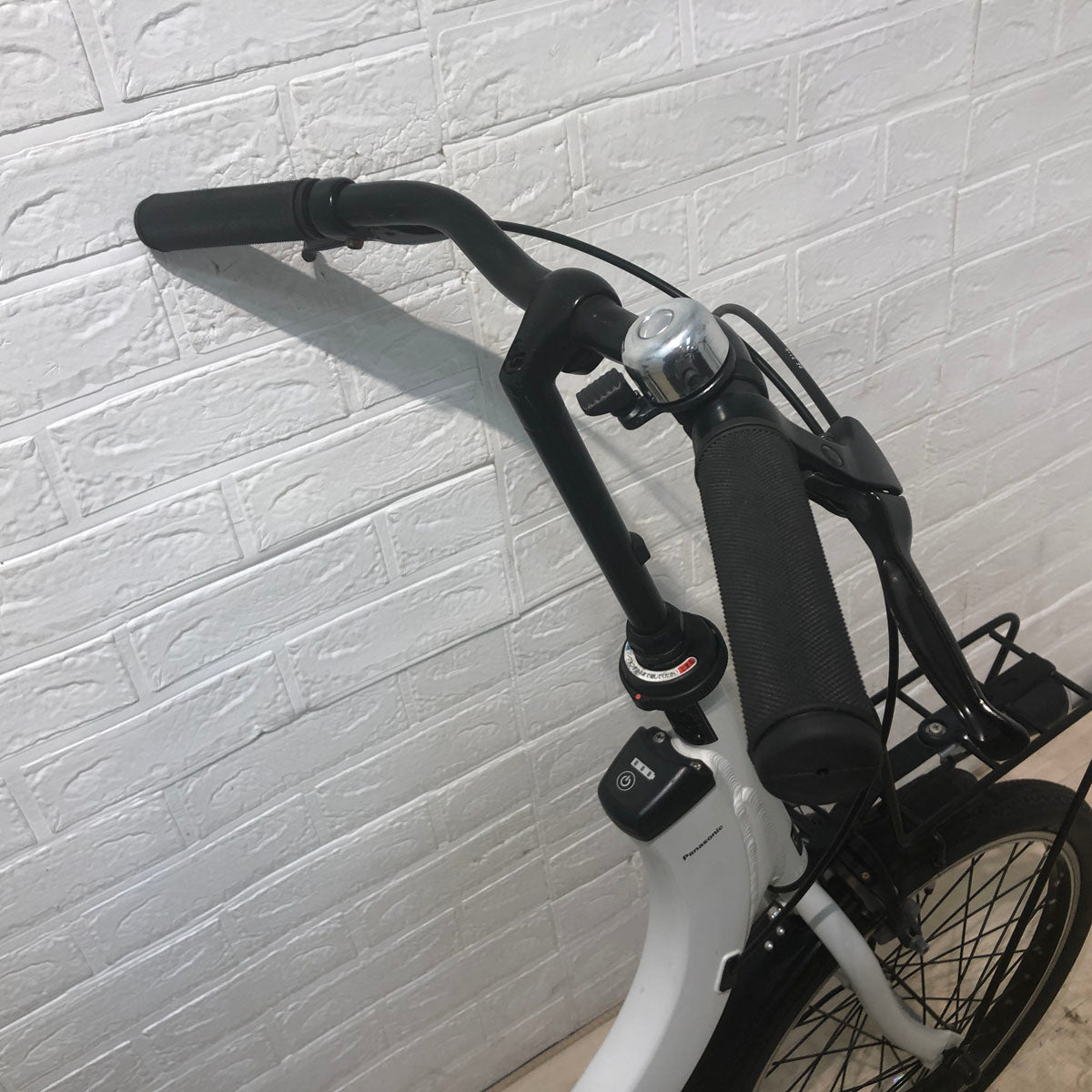 パナソニック SW グレー 20インチ SR374Y 【中古車】