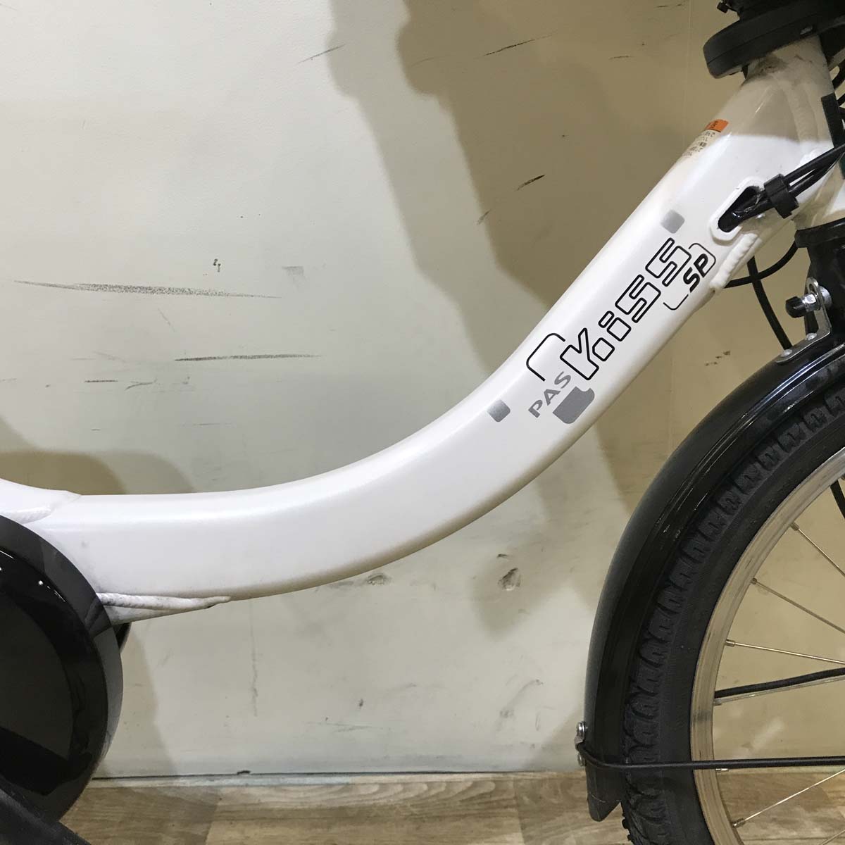 中古電動自転車 ヤマハ PAS Kiss mini un パス キッス ミニ アン ホワイト 20インチ KC099