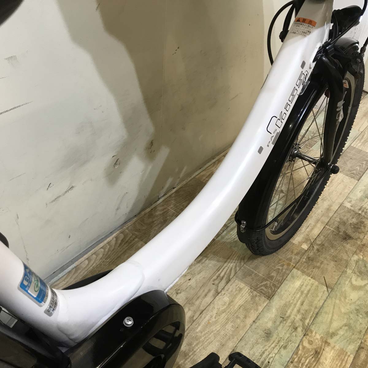 中古電動自転車 ヤマハ PAS Kiss mini un パス キッス ミニ アン ホワイト 20インチ KC099