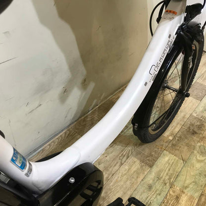 ヤマハ PAS Kiss mini un パス キッス ミニ アン ホワイト 20インチ KC099【中古車】