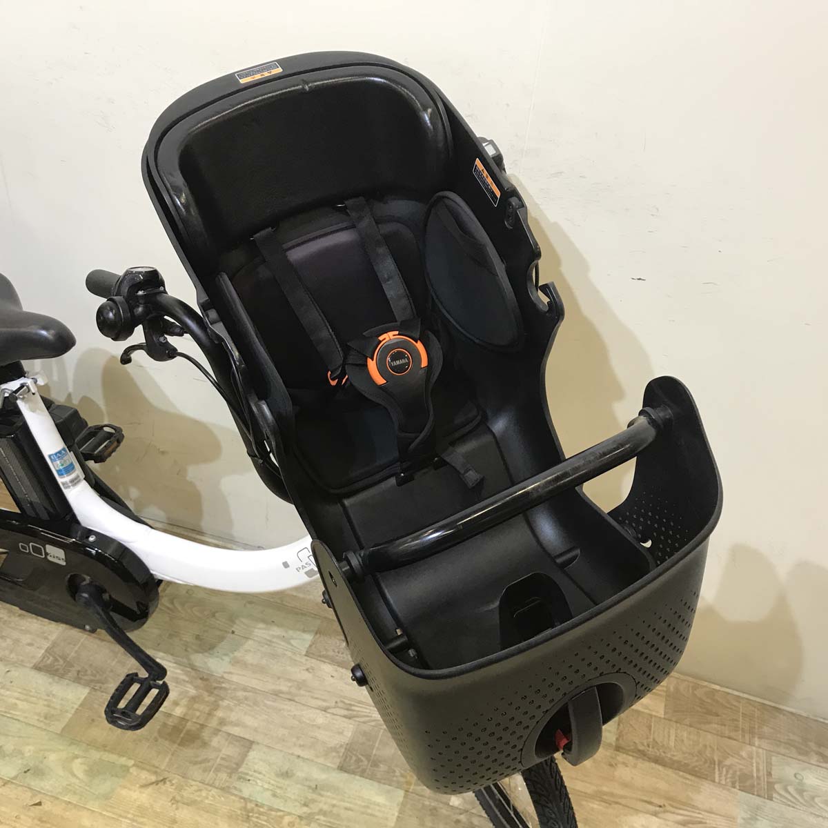 中古電動自転車 ヤマハ PAS Kiss mini un パス キッス ミニ アン ホワイト 20インチ KC099