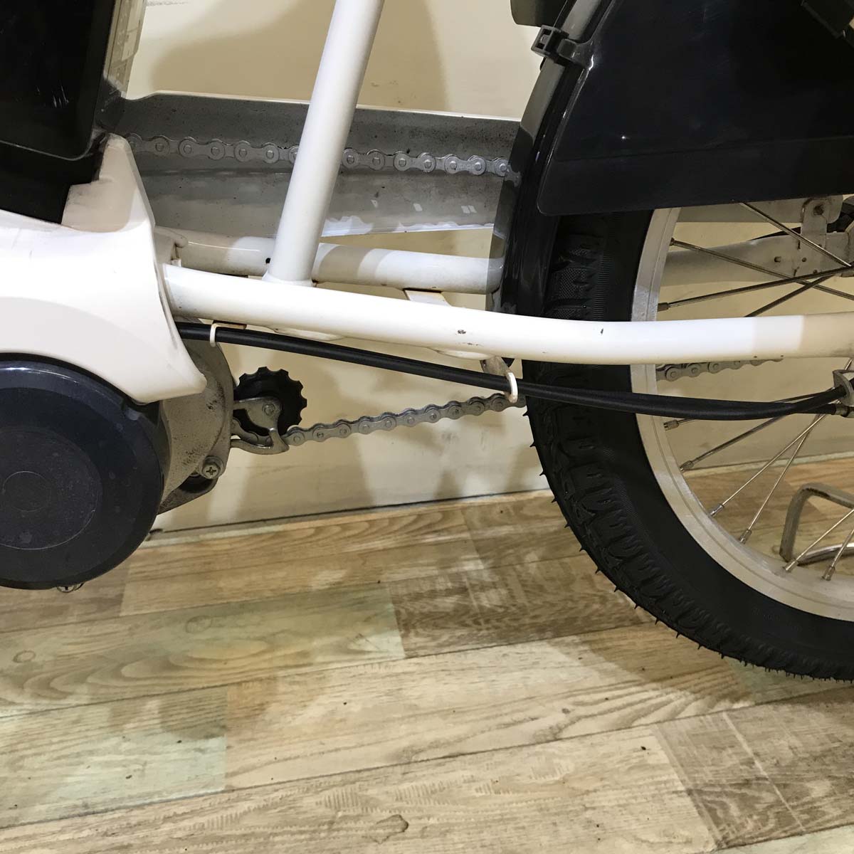 パナソニック ギュット ミニ DX ホワイト 20インチ KY023【中古車】