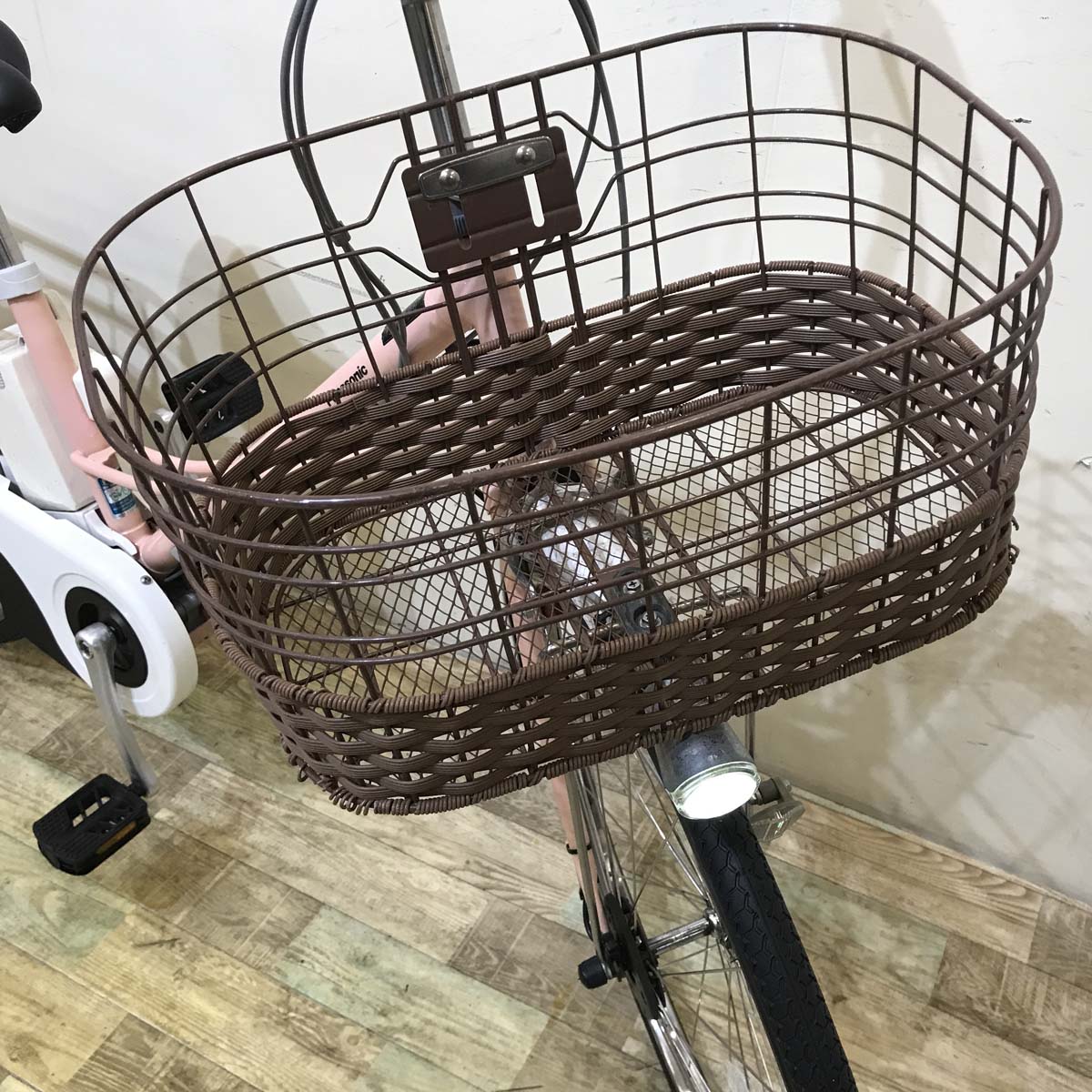 パナソニック カラーズ ピンク 26インチ KC101  【中古車】