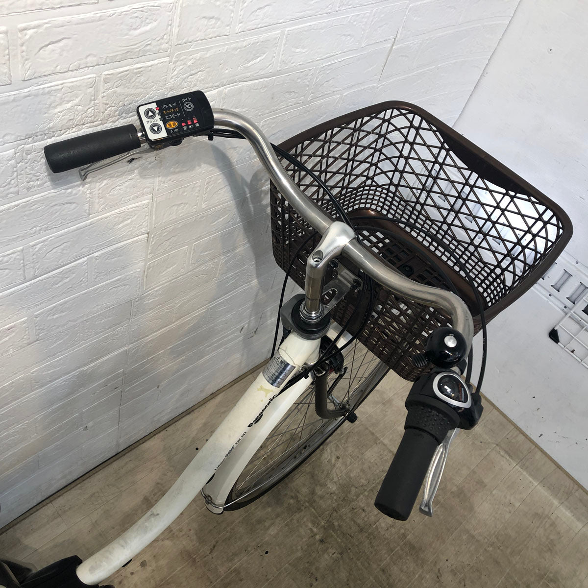 中古電動自転車 パナソニック ビビ DX ホワイト 26インチ YE030