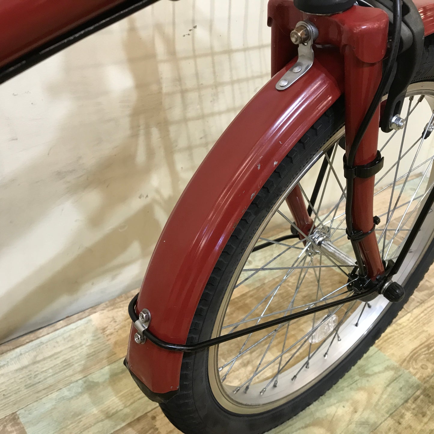 パナソニック グリッター レッド 20インチ KO120 【中古車】