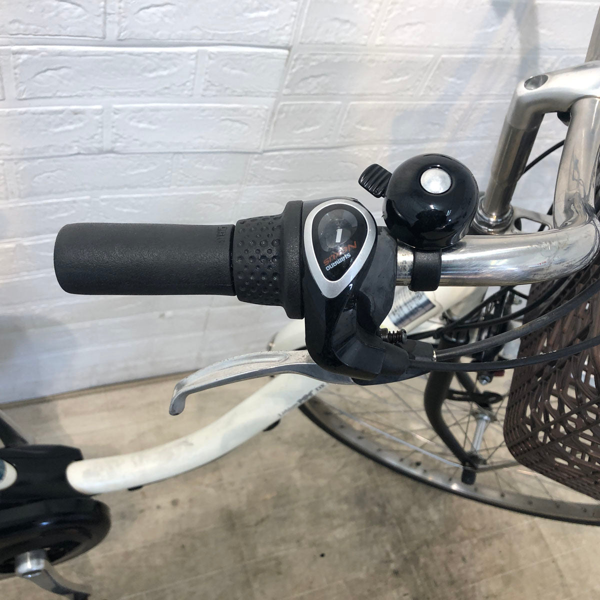 中古電動自転車 パナソニック ビビ DX ホワイト 26インチ YE030