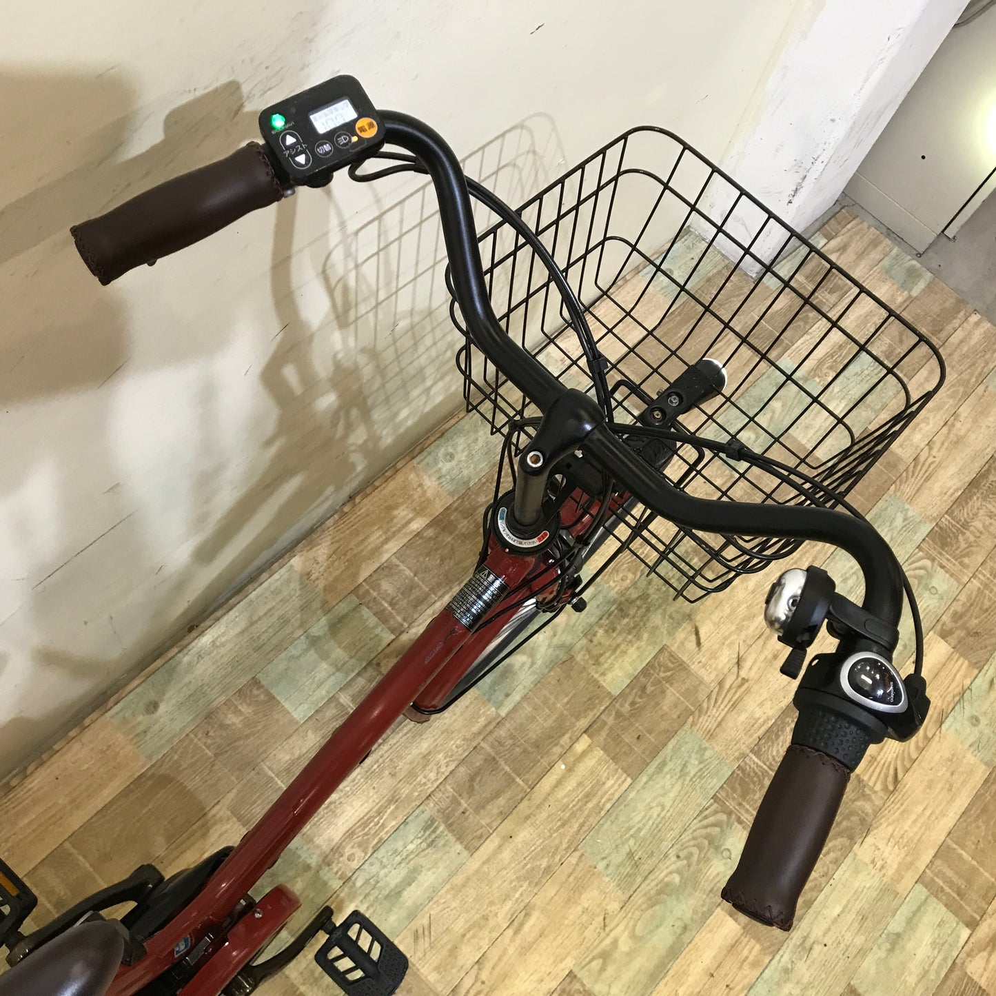 パナソニック グリッター レッド 20インチ KO120 【中古車】