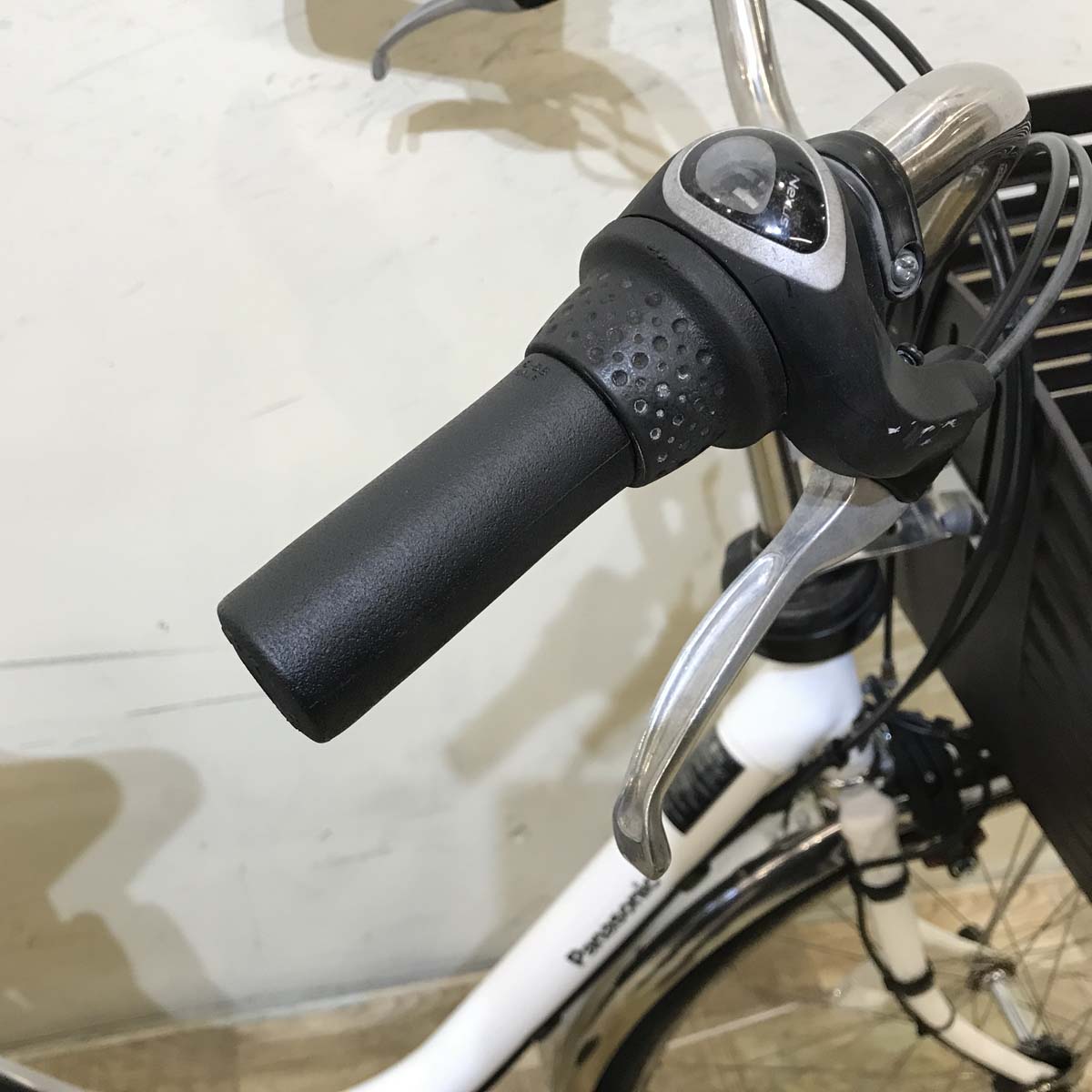中古電動自転車  パナソニック ビビ DX ホワイト 26インチ KC103