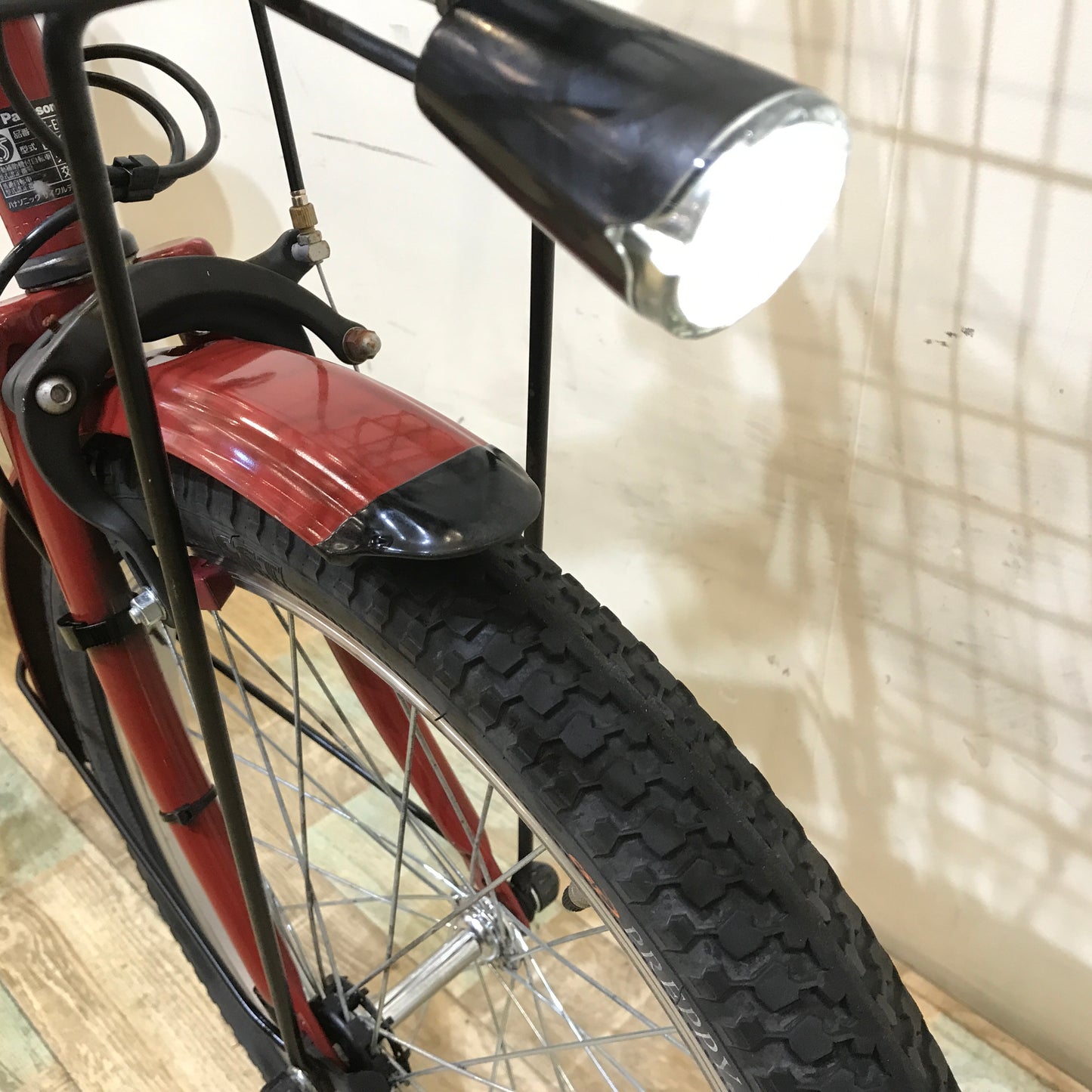 パナソニック グリッター レッド 20インチ KO120 【中古車】