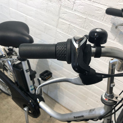パナソニック ビビ TX シルバー 24インチ YE031 【中古車】