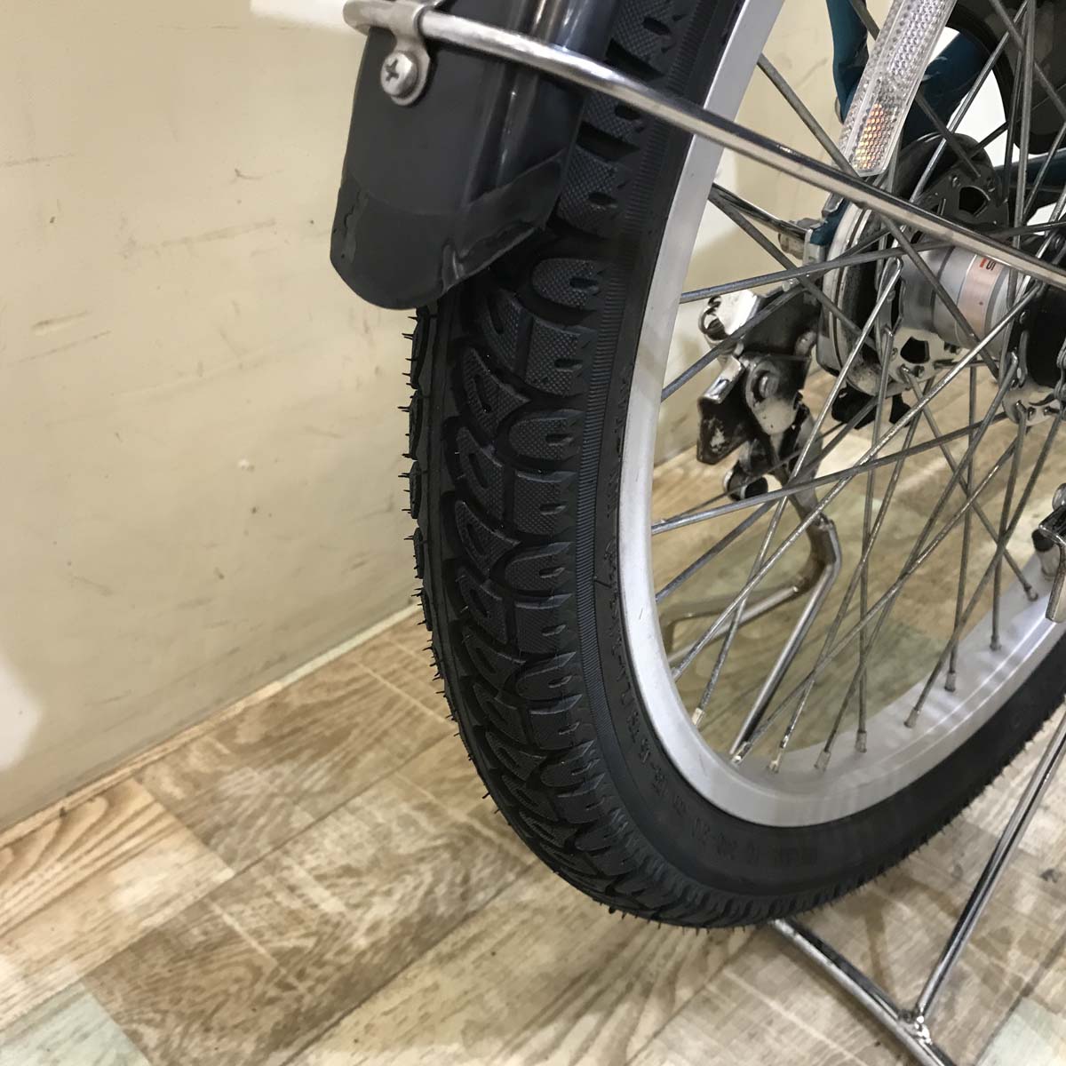 ブリヂストン アンジェリーノ プティット e ブルー 20インチ KT106【中古車】