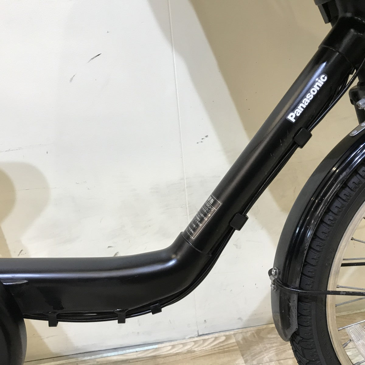 パナソニック ギュットミニDX ブラック 20インチ KH089 【中古車】