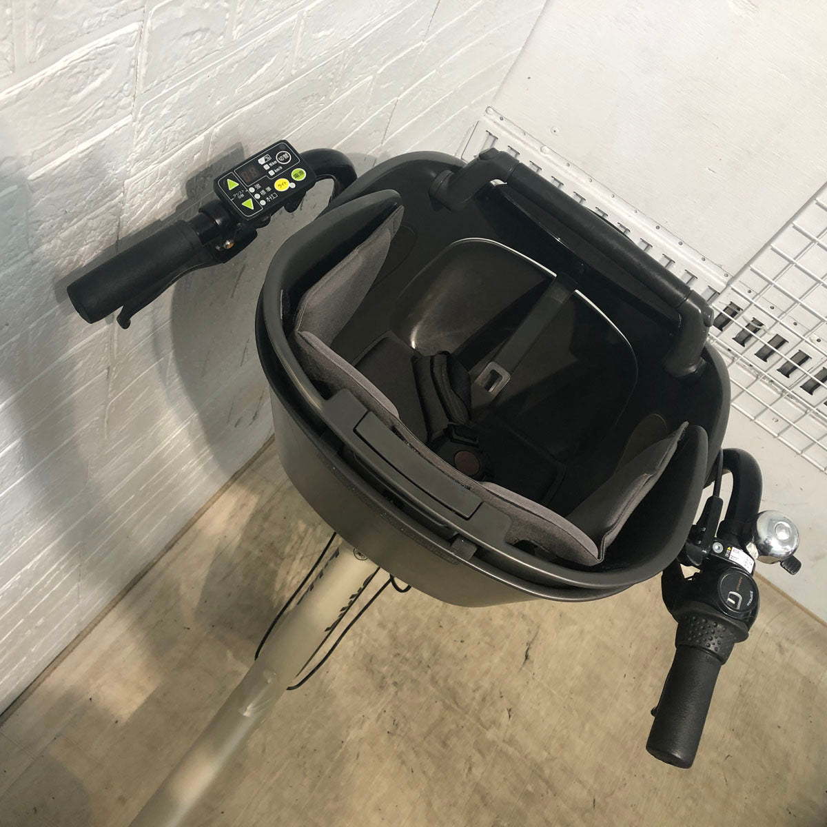 ブリヂストン bikke POLAR e ビッケ ポーラー イー レトログレージュ 20インチ YW080 【中古車】