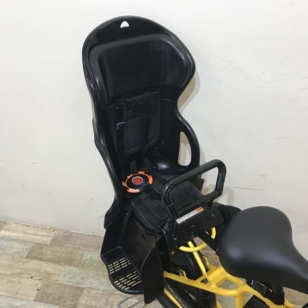 ブリヂストン アンジェリーノ プティット e イエロー 20インチ KT109【中古車】