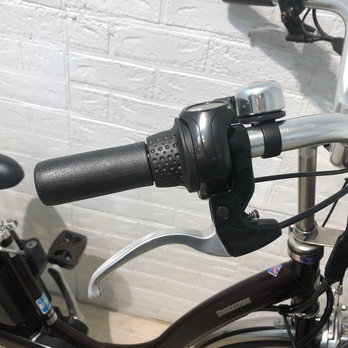ブリヂストン フロンティア ブラウン 26インチ YR081 【中古車】