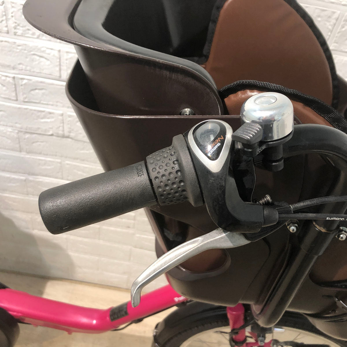 パナソニック ギュット ミニ DX ピンク 20インチ YR082【中古車