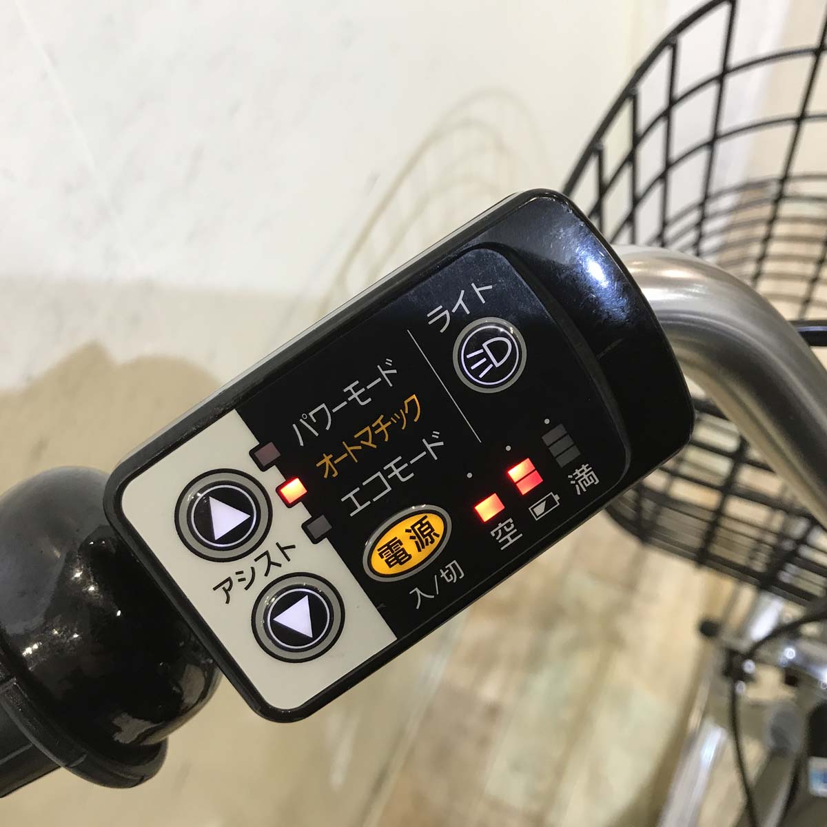 ブリヂストン アシスタ ベーシック シルバー 26インチ KC111 【中古車】