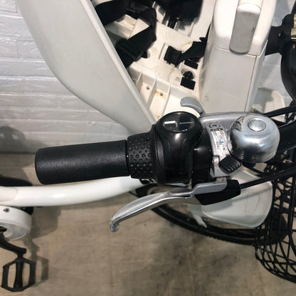 ブリヂストン bikke 2 e ビッケ ツー イー ホワイト 20インチ YW082 【中古車】