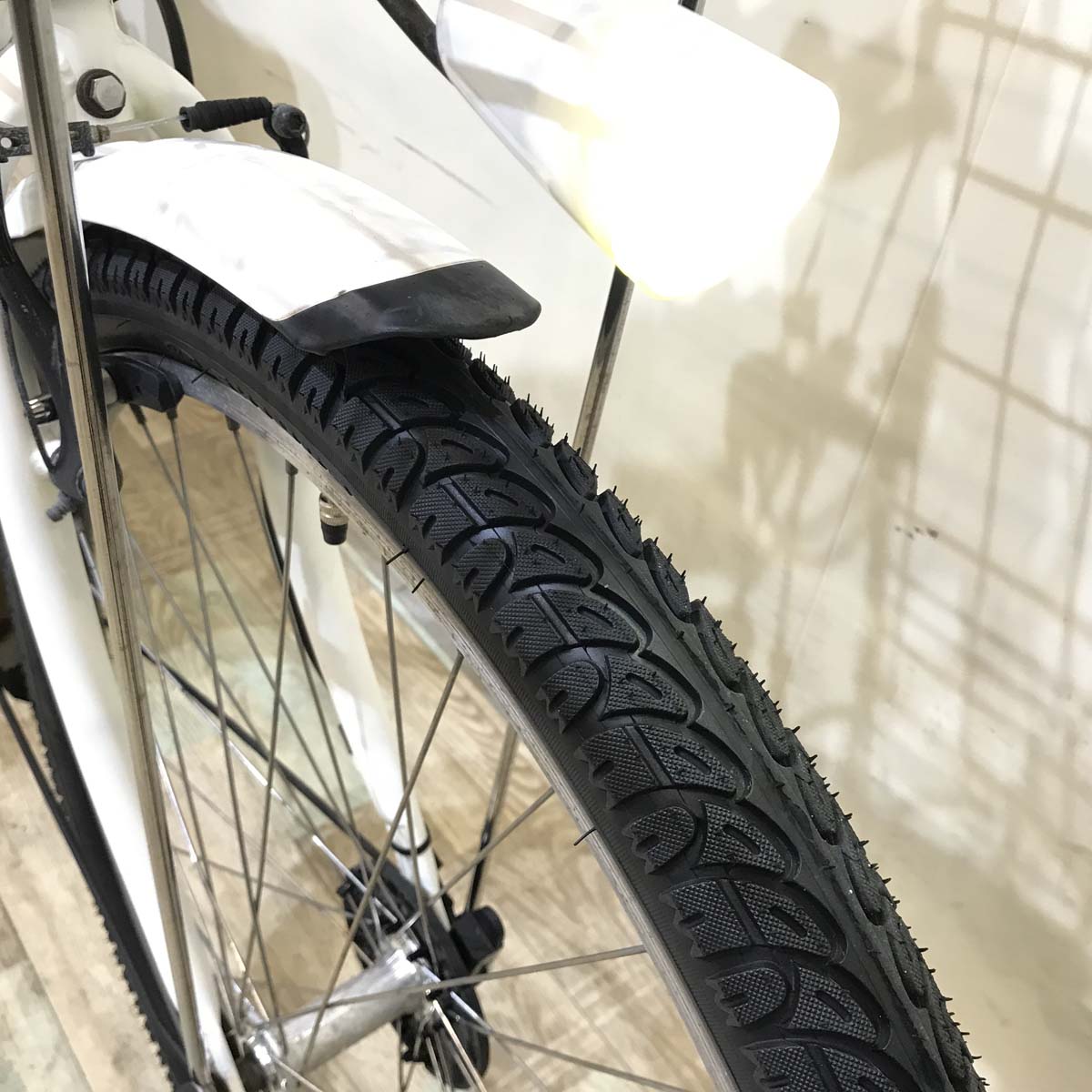 ブリヂストン HYDEE B ハイディ ビー ホワイト 26インチ KT112 【中古車】